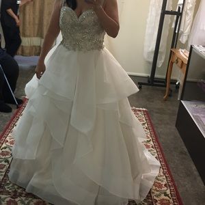 Wedding dress